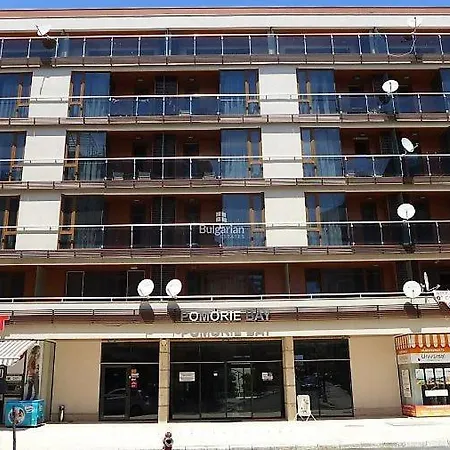 Апартаменти В Помориебей Комплекс Apartman *